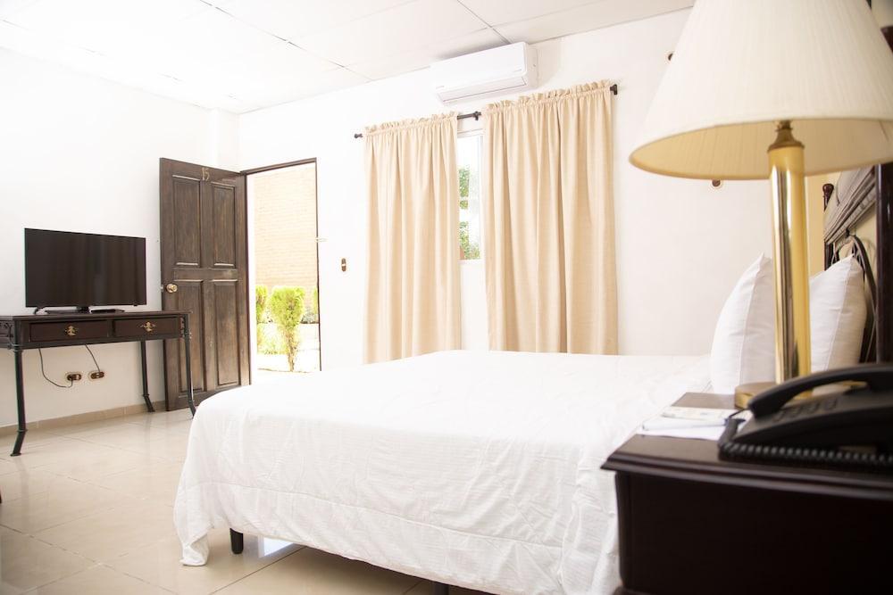 Hotel Santa Elena Antiguo Cuscatlán Eksteriør billede