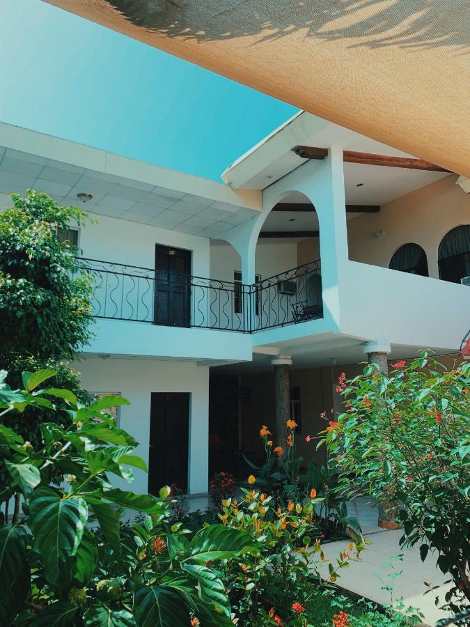 Hotel Santa Elena Antiguo Cuscatlán Eksteriør billede